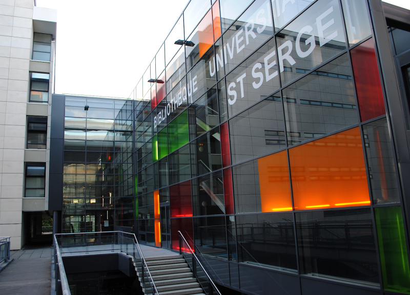 Bibliothèque universitaire Saint-Serge