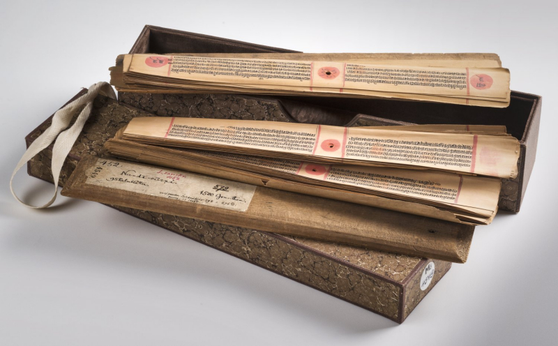 Manuscrit jaïna Nandicurni de Jinadasa,
            XIVe siècle.