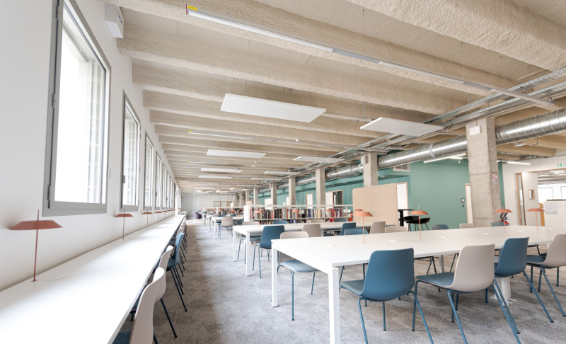 Le Kap, des espaces de bibliothèque lumineux