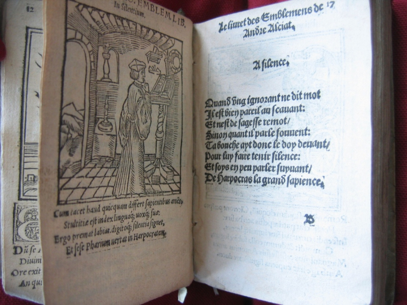 Fig. 6. Les Emblemes de maistre André Alciat, mis en rime françoyse [par Jean Lefevre], et puis naguères réimprimé auec curieuse correction, Lyon, Jacques Moderne, 1544, emblème « A silence ».